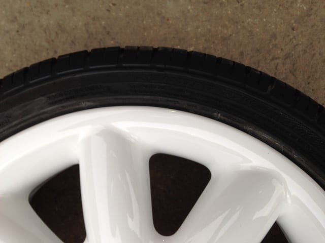 Mini alloy painted white